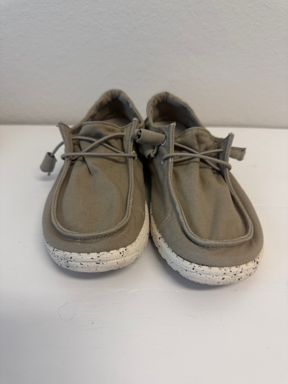 Hey Dude Tan Womens 8